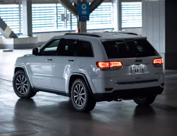 Jeep Grand Cherokee Limited [Japan] (WK2) '2017–21