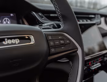 Interior 2022–pr. Jeep Grand Cherokee Limited [North America] (WL) '2021–pr.