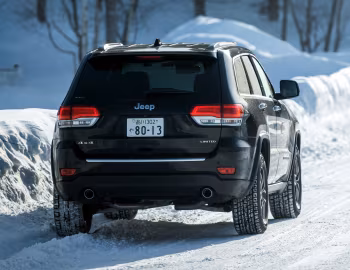 Jeep Grand Cherokee Limited [Japan] (WK2) '2017–21