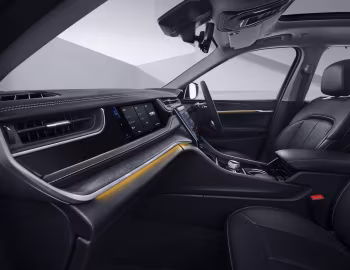 Interior Jeep Grand Cherokee Limited [India] (WL) '2022–pr.
