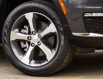 Jeep Grand Cherokee Limited [Latam] (WL) '2023–pr.