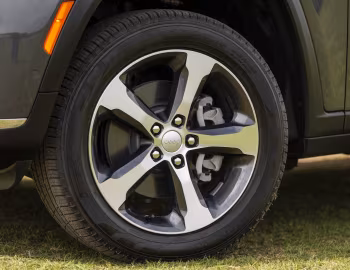 Jeep Grand Cherokee Limited [Latam] (WL) '2023–pr.
