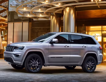 Jeep Grand Cherokee "Night Eagle" (WK2) '2017