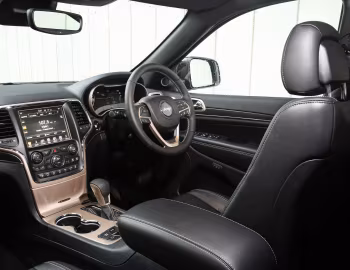 Interior Jeep Grand Cherokee Limited [Australia] (WK2) '2017–21