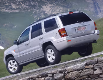 Jeep Grand Cherokee Overland [Worldwide] (WJ) '2003–05