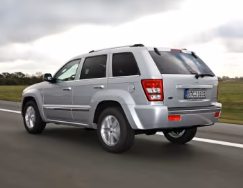 Jeep Grand Cherokee Overland [EU-spec] (WK) '2007–10