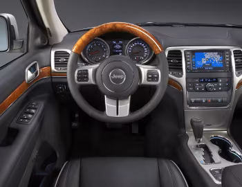 Painel frontal Jeep Grand Cherokee Overland [Worldwide] (WK2) '2011–13