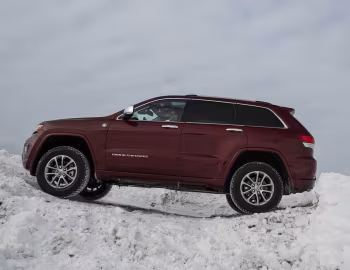 2014–16 Jeep Grand Cherokee Overland [North America] (WK2) '2013–16
