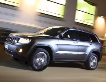 Jeep Grand Cherokee Overland Summit [Worldwide] (WK2) '2011–13