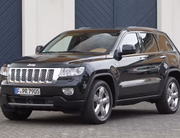 Jeep Grand Cherokee Overland Summit [Worldwide] (WK2) '2011–13