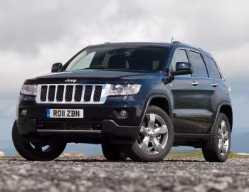 Jeep Grand Cherokee Overland Summit [UK-spec] (WK2) '2011–13