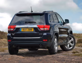 Jeep Grand Cherokee Overland Summit [UK-spec] (WK2) '2011–13