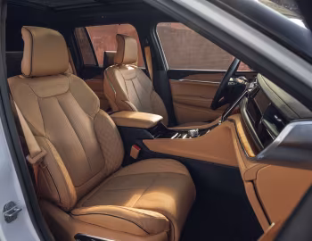 Interior 2022–pr. Jeep Grand Cherokee Summit Reserve [North America] (WL) '2021–pr.