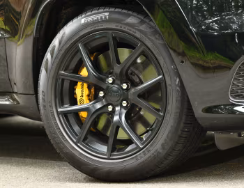 Jeep Grand Cherokee Trackhawk [Japan] (WK2) '2018–21