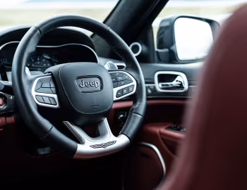 Interior Jeep Grand Cherokee Trackhawk [Japan] (WK2) '2018–21