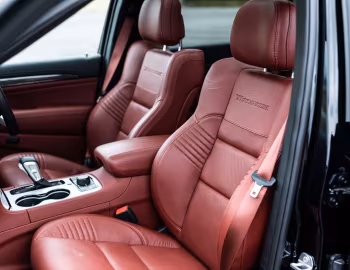 Interior Jeep Grand Cherokee Trackhawk [Japan] (WK2) '2018–21