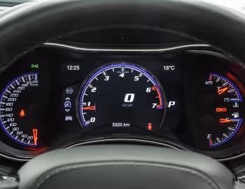 Painel Jeep Grand Cherokee Trackhawk [South Africa] (WK2) '2019–21