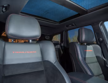 Interior 2017–21 Jeep Grand Cherokee Trailhawk [North America] (WK2) '2016–21