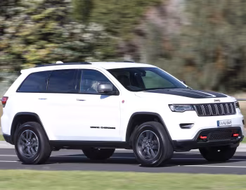 Jeep Grand Cherokee Trailhawk [Australia] (WK2) '2017–21