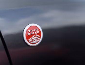Jeep Grand Cherokee Trailhawk [Japan] (WK2) '2017–21