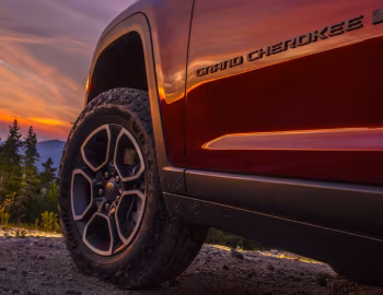 2022 Jeep Grand Cherokee Trailhawk [North America] (WL) '2021–22
