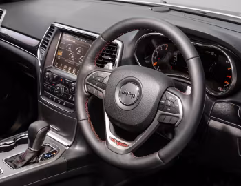 Interior Jeep Grand Cherokee Trailhawk [Australia] (WK2) '2017–21