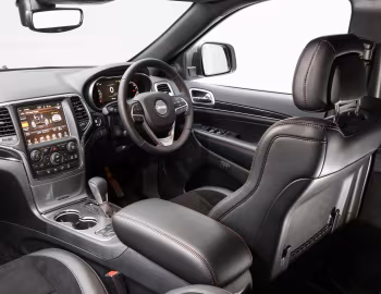 Interior Jeep Grand Cherokee Trailhawk [Australia] (WK2) '2017–21