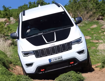 Jeep Grand Cherokee Trailhawk [Australia] (WK2) '2017–21