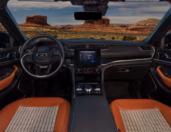 Painel frontal Jeep Grand Cherokee Trailhawk PHEV Concept (WL) '04.2022