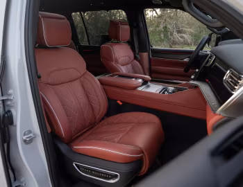 Interior 2026 Jeep Grand Wagoneer 4xe (WS) '2026