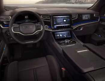 Painel frontal Jeep Grand Wagoneer Concept (WS) '09.2020
