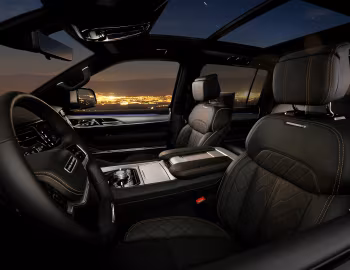 Interior 2022–25 Jeep Grand Wagoneer Series III (WS) '2021–25