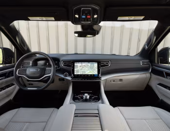 Painel frontal 2026 Jeep Grand Wagoneer Upland (WS) '2025–pr.
