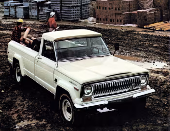 1971–74 Jeep J4000