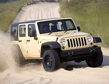Jeep J8 5-door [UK-spec] '2008–18
