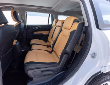 Interior Jeep Meridian "Track Edition" [India] (H6) '2026