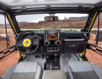 Торпедо Jeep Safari Concept (JK) '04.2017