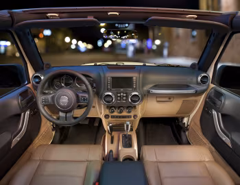 Торпедо 2011 Jeep Wrangler Unlimited "Mojave" (JK) '2011