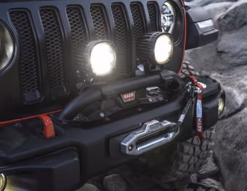 2018 Jeep Wrangler with Mopar Jeep Performance Parts [North America] (JL) '2018