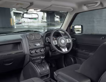 Interior Jeep Patriot "Blackhawk" [Australia] (MK) '2014