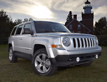 2011–17 Jeep Patriot Latitude [North America] (MK) '2010–16