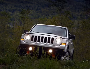 2011–17 Jeep Patriot Latitude [North America] (MK) '2010–16