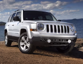2011–17 Jeep Patriot Latitude [North America] (MK) '2010–16