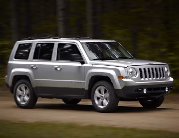 2011–17 Jeep Patriot Latitude [North America] (MK) '2010–16