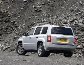 Jeep Patriot Limited [UK-spec] (MK) '2007–10