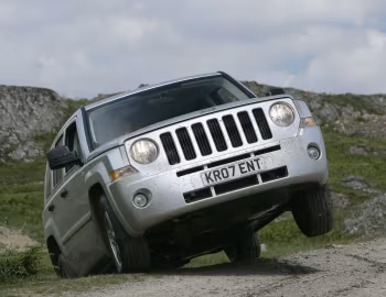 Jeep Patriot Limited [UK-spec] (MK) '2007–10