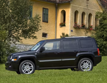 Jeep Patriot "Overland" [Worldwide] (MK) '2009–10