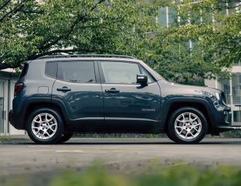 Jeep Renegade e-Hybrid [Japan] (BU) '2025