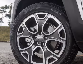 Jeep Renegade Longitude [Latam] '2015–18