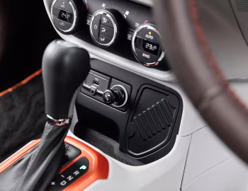 Interior Jeep Renegade "Opening Edition" [Japan] (BU) '2015